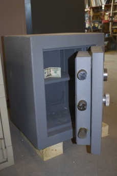 Pre Owned Mutual 1913 TL15 High Security Safe